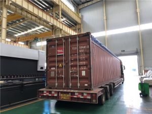 પેકેજ ડિલિવરી