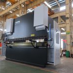 સી.એન.સી. હાઇડ્રોલિક સર્વો હાઇડ્રોલિક સ્ટેઈનલેસ સ્ટીલ આયર્ન સ્ટીલ પ્લેટ એનસી પ્રેસ બ્રેક બોન્ડિંગ ફોલ્ડિંગ મશીન