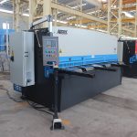 હાઇડ્રોલિક મેટલ પ્લેટ સ્વીંગ બીમ શીયરિંગ મશીન